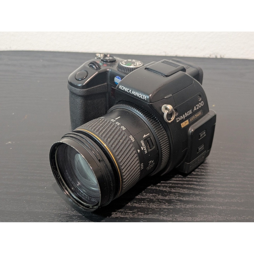 Konica Minolta DiMAGE A200 8.0MP Digital Bridge Camera 7X Zoom Anti-Shake Black